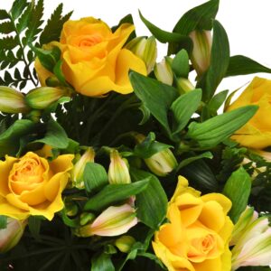 top close up yellow rose bouquet