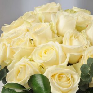 All-White-Avalanche-Rose-Bouquet-3-1