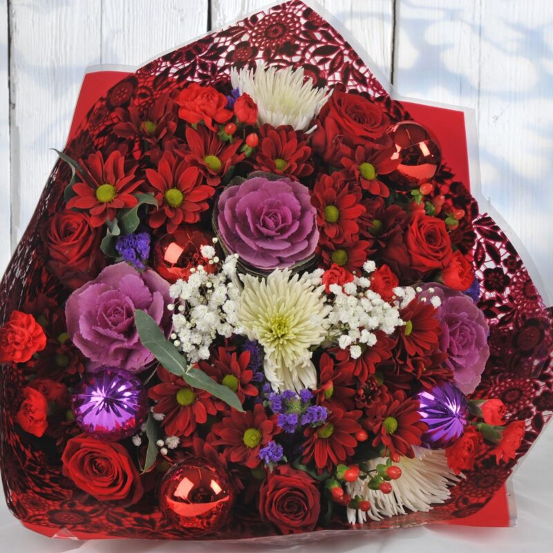 Christmas-Red-and-Purple-Bouquet-m