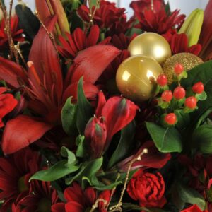 Luxury-Red-Christmas-Bouquet-5