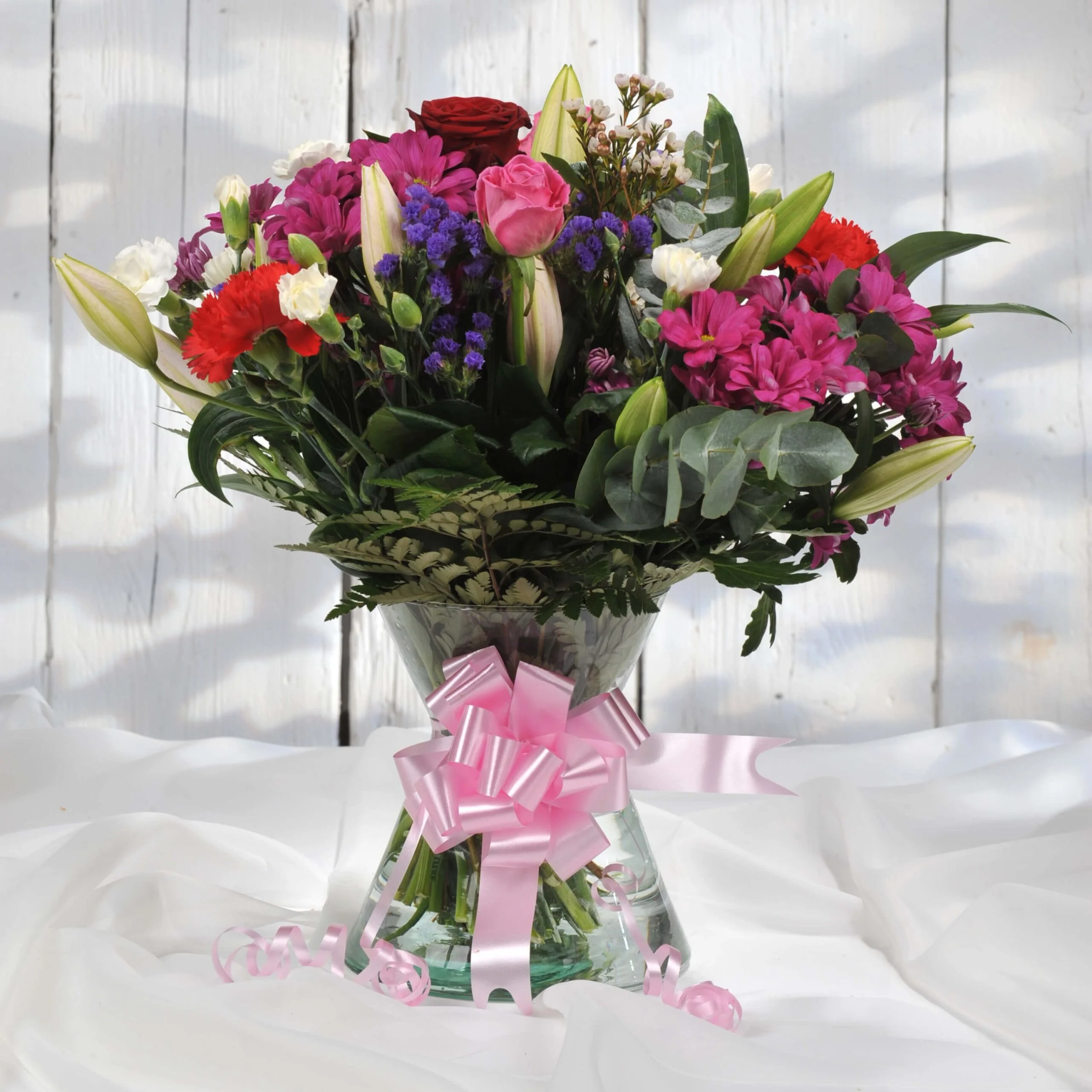 Alternative view of Superb Mixed Bouquet