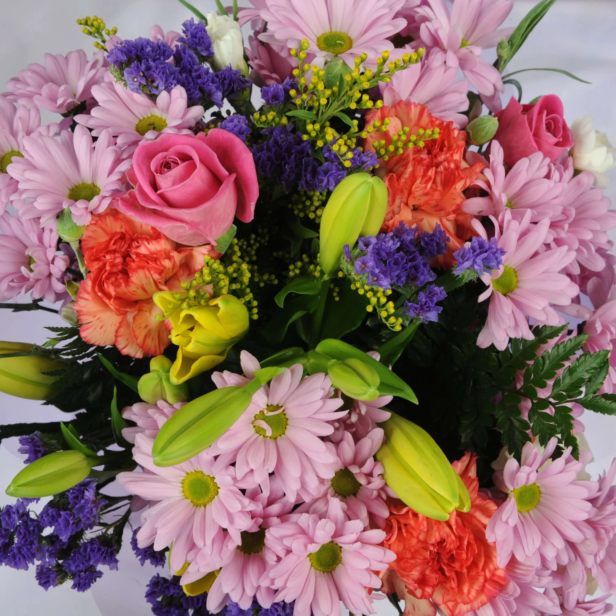 Alternative view of Value Simple Mixed Bouquet