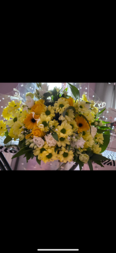 Cream and Lemon Mixed Bouquet Flowers photo review