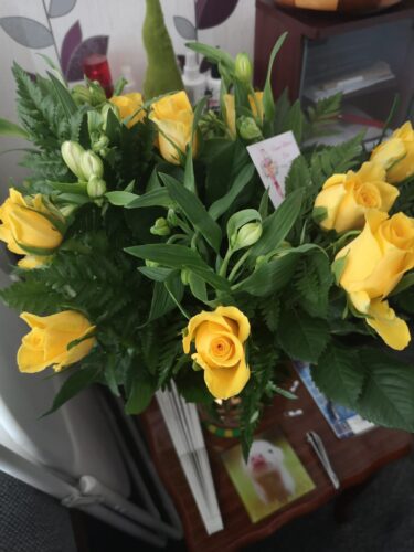 Rose and Alstroemeria Bouquet photo review