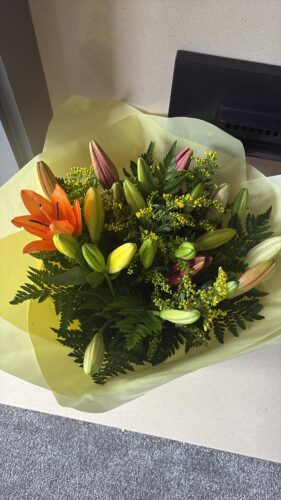 Asiatic Lily Bouquet photo review