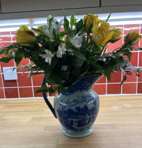 Rose and Alstroemeria Bouquet photo review