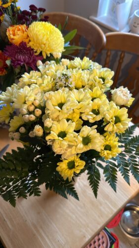 Cream and Lemon Mixed Bouquet Flowers photo review