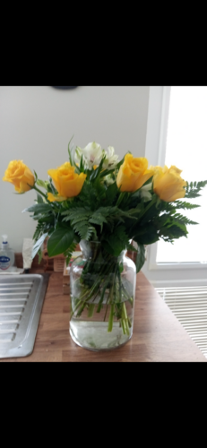 Rose and Alstroemeria Bouquet photo review